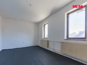 Prodej bytu 3+1, Hranice, Tovární, 61 m2