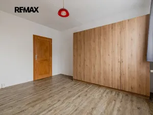 Prodej bytu 3+1, Plzeň, Nýřanská, 76 m2