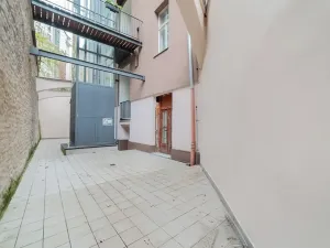 Pronájem obchodního prostoru, Praha - Žižkov, Ježkova, 64 m2