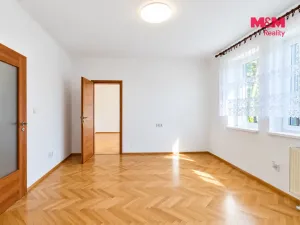 Pronájem bytu 3+1, Praha - Břevnov, Za oborou, 73 m2