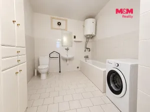Prodej bytu 1+1, Znojmo, náměstí Republiky, 42 m2