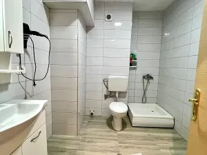 Prodej bytu 2+kk, Drač, Albánie, Shkembi i Kavajes, 44 m2