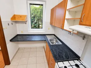 Pronájem bytu 1+kk, Hradec Králové, Věkošská, 33 m2