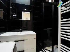Prodej bytu 1+1, Milovice, Armádní, 33 m2