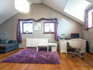 Prodej rodinného domu, Hostivice, U Lindbetonky, 245 m2