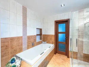 Prodej rodinného domu, Hostivice, U Lindbetonky, 245 m2