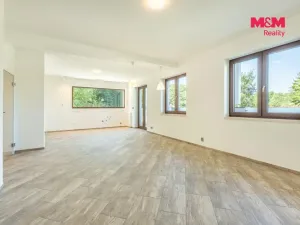 Prodej rodinného domu, Hradečno, 198 m2