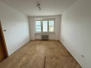 Prodej bytu 3+1, Klatovy, U Pazderny, 68 m2