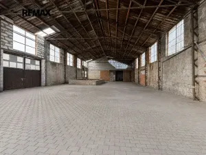 Pronájem skladu, Valtice, Mikulovská, 620 m2