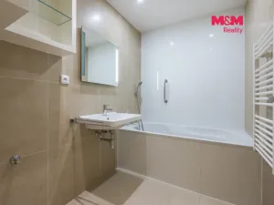Prodej bytu 3+1, Praha - Chodov, Valentova, 88 m2