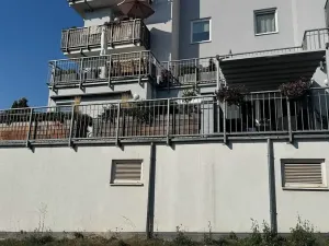 Pronájem bytu 2+kk, Praha - Řeporyje, Wiesenthalova, 84 m2