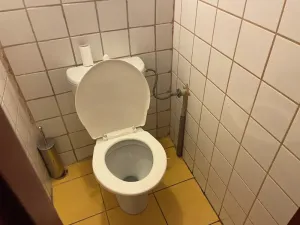 Prodej obchodního prostoru, Karlovy Vary, Mariánskolázeňská, 43 m2