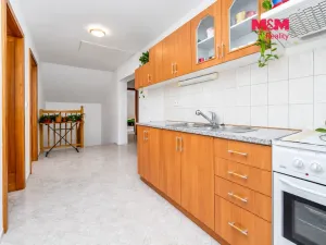 Prodej rodinného domu, Libčany, 195 m2