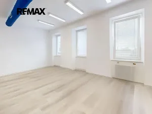 Prodej výrobních prostor, Hlinsko, Wilsonova, 2147 m2