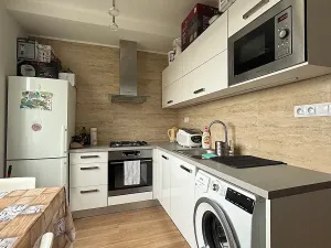 Pronájem bytu 2+1, Praha - Záběhlice, Struhařovská, 55 m2