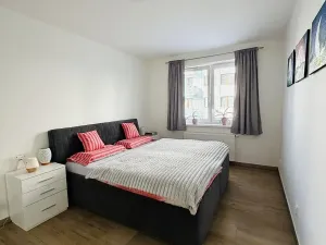 Pronájem bytu 2+kk, Olomouc, Třída Jiřího Pelikána, 60 m2