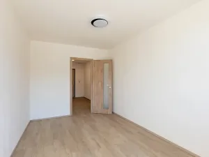 Prodej bytu 2+kk, Praha - Uhříněves, Přátelství, 39 m2
