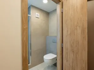 Prodej bytu 2+kk, Praha - Uhříněves, Přátelství, 39 m2