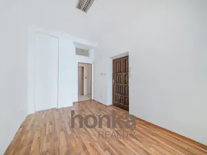 Prodej kanceláře, Praha - Nusle, Spytihněvova, 37 m2