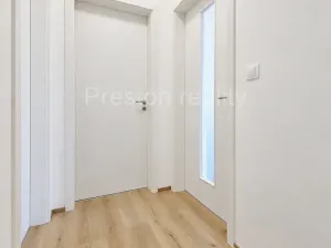 Prodej bytu 2+kk, Praha - Malešice, Nad úžlabinou, 48 m2