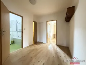 Pronájem bytu 3+1, Praha - Zbraslav, Žitavského, 71 m2