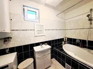 Prodej rodinného domu, Břest, 200 m2