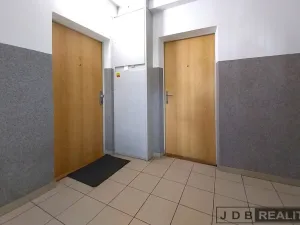 Prodej bytu 3+1, Praha - Prosek, Bílinská, 55 m2