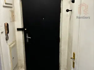 Prodej bytu 1+kk, Praha - Podolí, Sinkulova, 32 m2