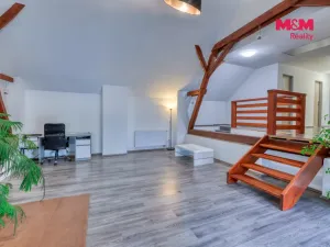 Prodej rodinného domu, Knovíz, 143 m2