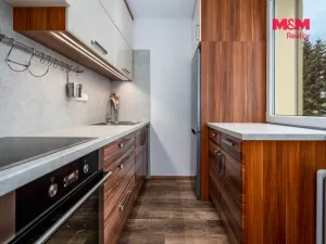 Prodej bytu 2+1, Hradec Králové - Nový Hradec Králové, třída Edvarda Beneše, 61 m2