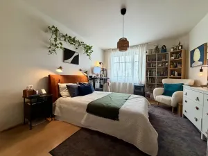 Pronájem bytu 2+kk, Praha - Vinohrady, Velehradská, 48 m2