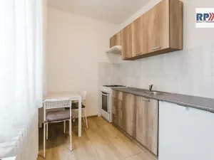 Prodej bytu 2+1, Kladno, Havanská, 50 m2