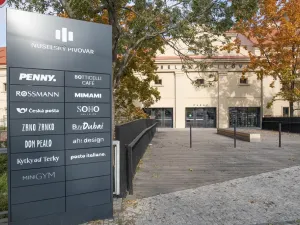 Pronájem bytu 2+kk, Praha - Nusle, Vrtbova, 46 m2