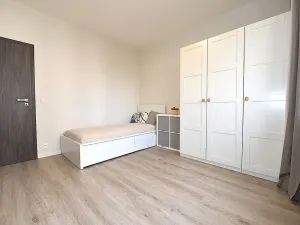 Prodej bytu 3+kk, Praha - Hloubětín, Waltariho, 91 m2