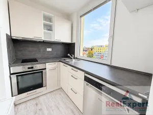 Prodej bytu 2+kk, Praha - Háje, Brechtova, 30 m2