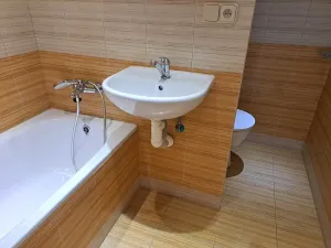 Pronájem bytu 1+kk, Hradec Králové, třída Edvarda Beneše, 29 m2