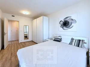 Pronájem bytu 2+kk, Praha - Třebonice, U Radosti, 55 m2