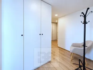 Pronájem bytu 2+kk, Praha - Třebonice, U Radosti, 55 m2