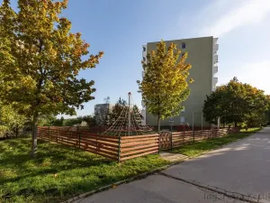 Pronájem bytu 3+1, Brno - Kohoutovice, Axmanova, 73 m2