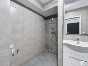 Pronájem bytu 2+kk, Pardubice - Zelené Předměstí, Češkova, 48 m2