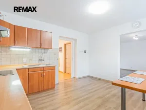 Prodej rodinného domu, Svinařov, Za Křenovkou, 160 m2
