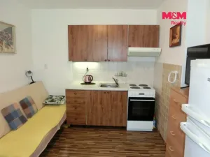 Pronájem bytu 1+1, Luštěnice - Zelená, 33 m2