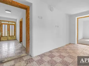 Prodej chalupy, Lopeník, 123 m2