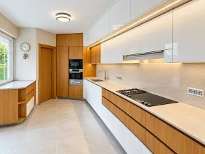 Prodej vily, Kamenice, 785 m2