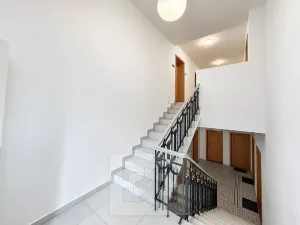 Pronájem bytu 2+kk, Praha - Smíchov, Strakonická, 44 m2