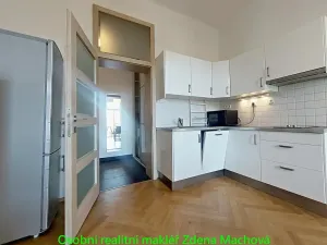 Pronájem bytu 2+kk, Praha - Vinohrady, U Kanálky, 45 m2