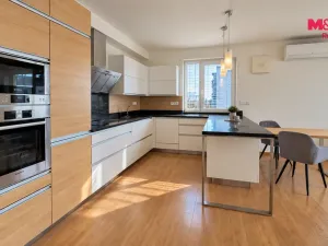 Pronájem bytu 4+kk, Olomouc - Hodolany, Nezvalova, 117 m2