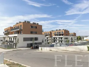 Pronájem bytu 2+kk, Praha - Řeporyje, Haenkeho, 47 m2
