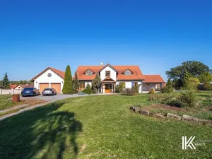 Prodej rodinného domu, Hrochův Týnec, 356 m2
