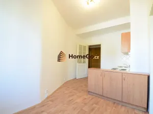 Pronájem bytu 2+kk, Praha - Nusle, Lounských, 48 m2